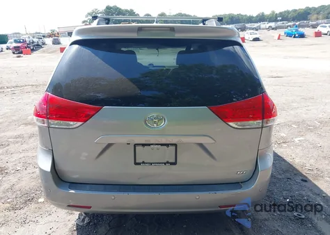 2012 Toyota Sienna Xle V6 8 Passenger из США, поврежденный, VIN 5TDYK3DC0CS254165